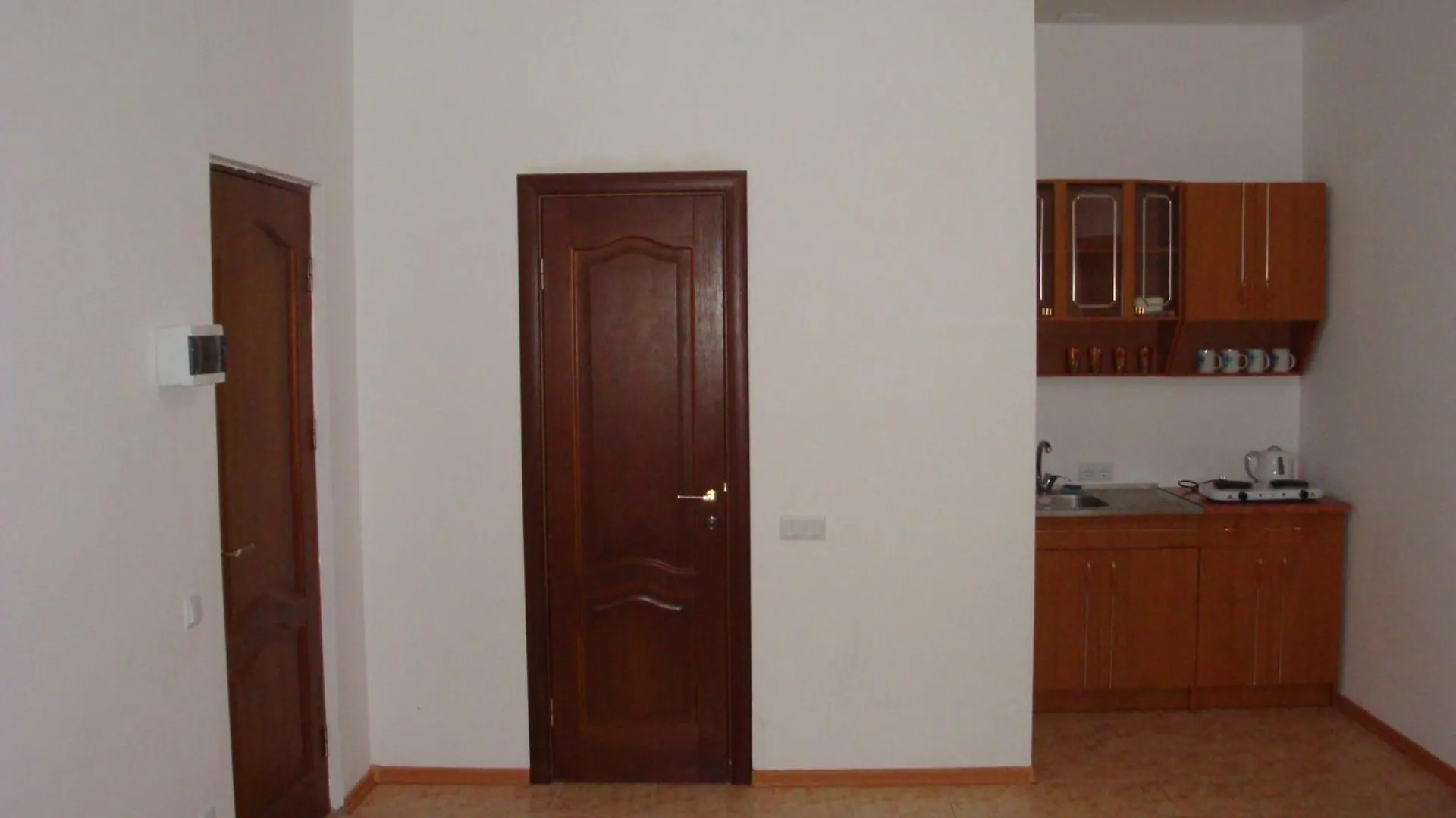 Art Avenue Aparthotel Lviv