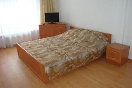 Art Avenue Aparthotel Lwów 0*,